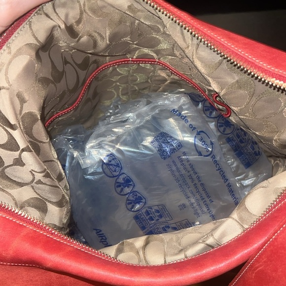 Vintage Red Leather COACH Duffel Sac Messenger Style Bag - Picture 11 of 11